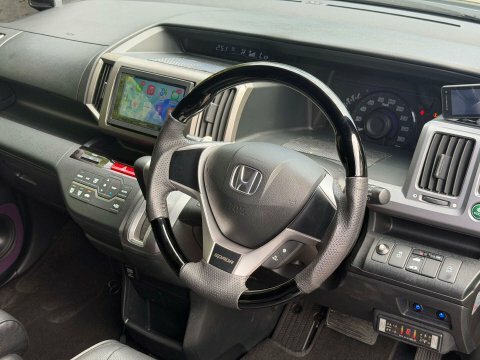 Honda StepWagon Auto K6FKN Black #2