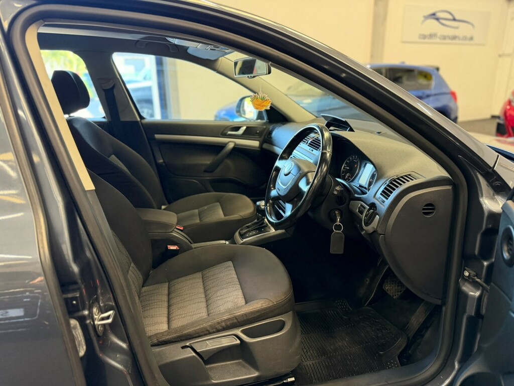 Skoda Octavia 2.0 Tdi Cr Vrs Dsg 5-Dr Estate Black #13