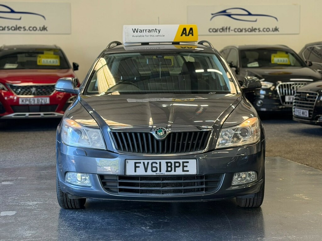 Skoda Octavia 1.6 Tdi Elegance Grey #5
