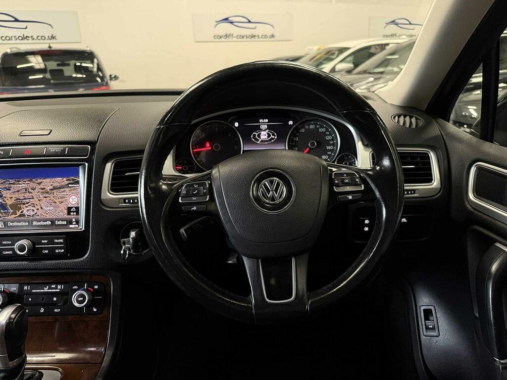 Volkswagen Touareg 3.0 Tdi V6 Bluemotion Tech Se Black #4