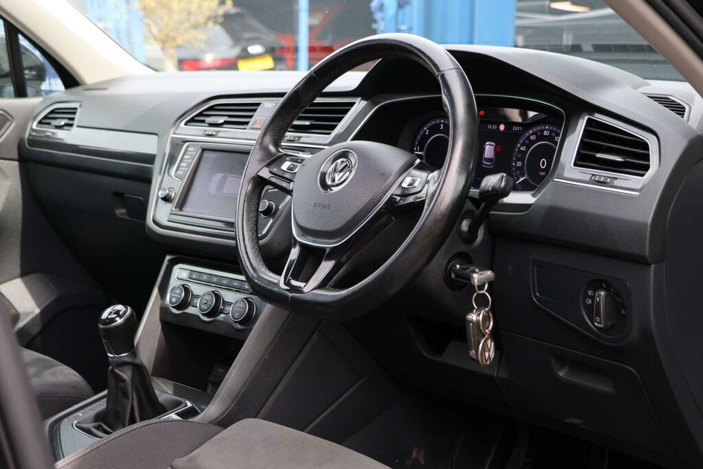 Volkswagen Tiguan Sel Silver #5