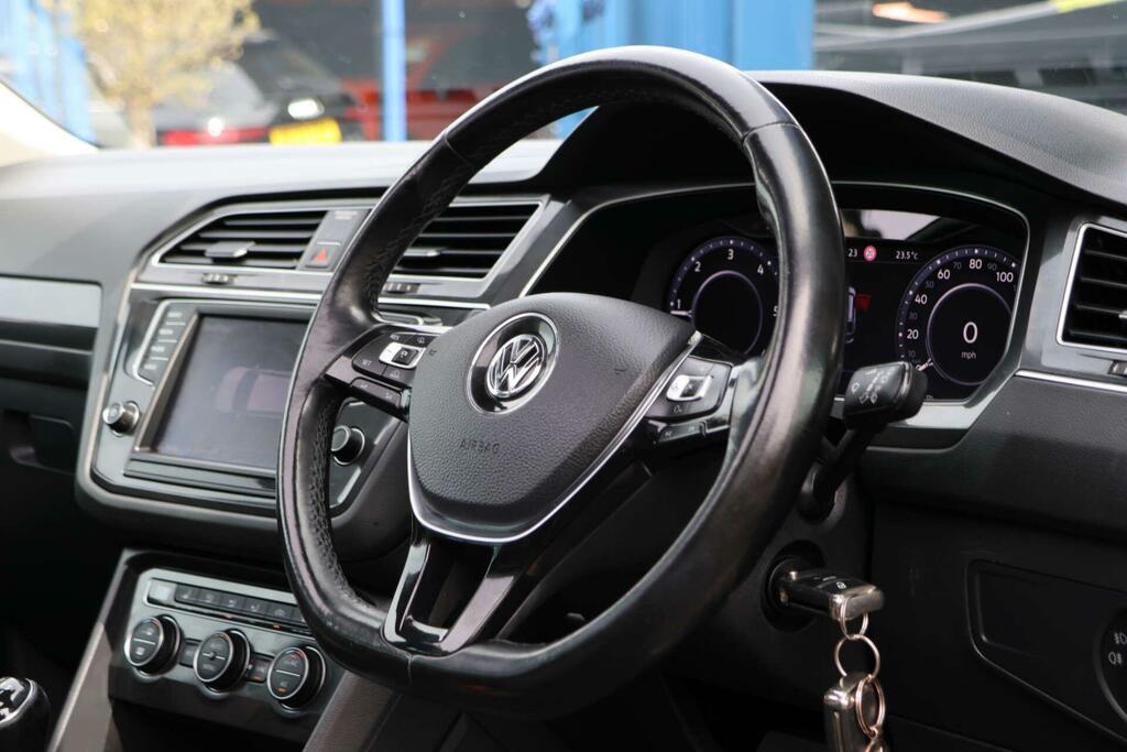 Volkswagen Tiguan Sel Silver #22