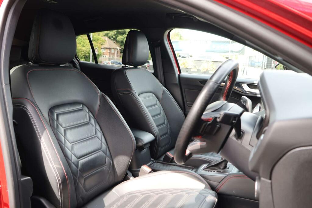 Ford Focus St-line X Red #5