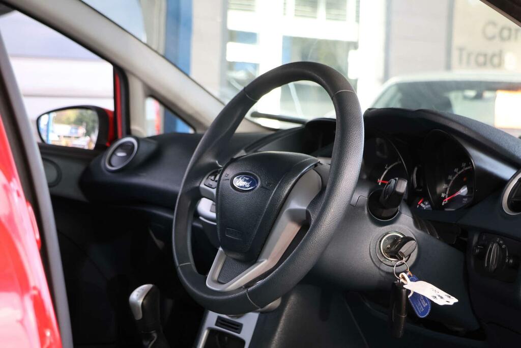 Ford Fiesta Edge Red #4