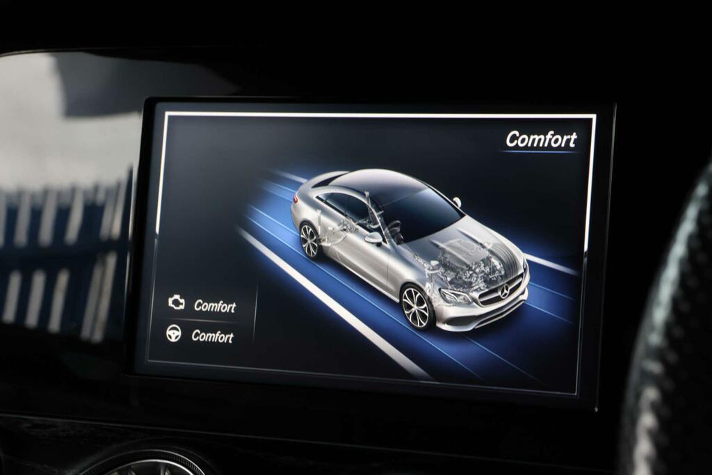 Mercedes-Benz E Class 2.0 E220d Amg Line Saloon G-tronic Eur Green #36