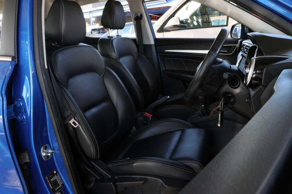 MG ZS Exclusive Blue #6