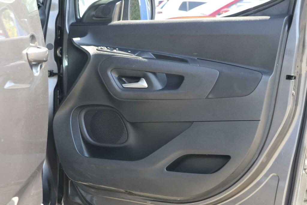 Vauxhall Combo Life 1.5 Turbo D Blueinjection Energy Euro 6 Ss  #28