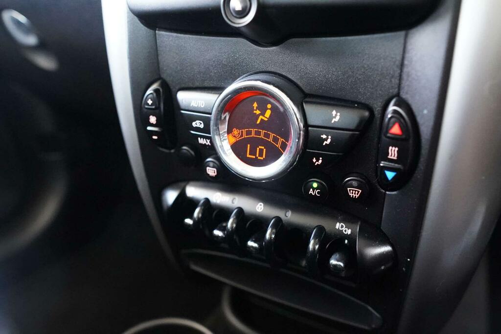 Mini Countryman Cooper D Black #4