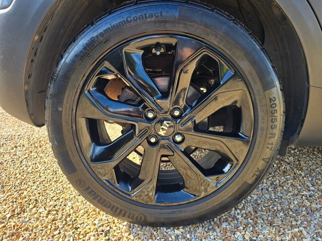 Kia Stonic T-gdi First Edition Suv Grey #6