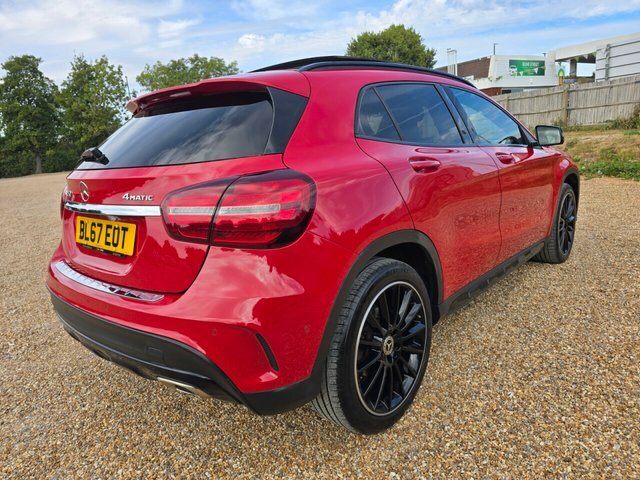 Mercedes-Benz GLA Class 1.6 Gla200 Sport Executive 7G-dct Euro 6 Ss 5 Black #12