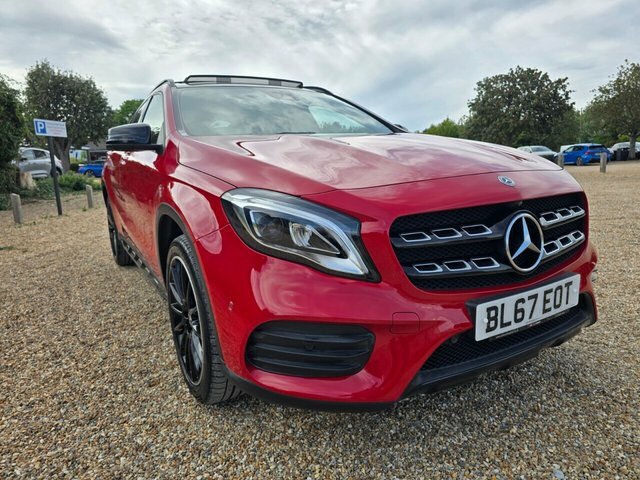 Mercedes-Benz GLA Class Gla250 Amg Line Premium Red