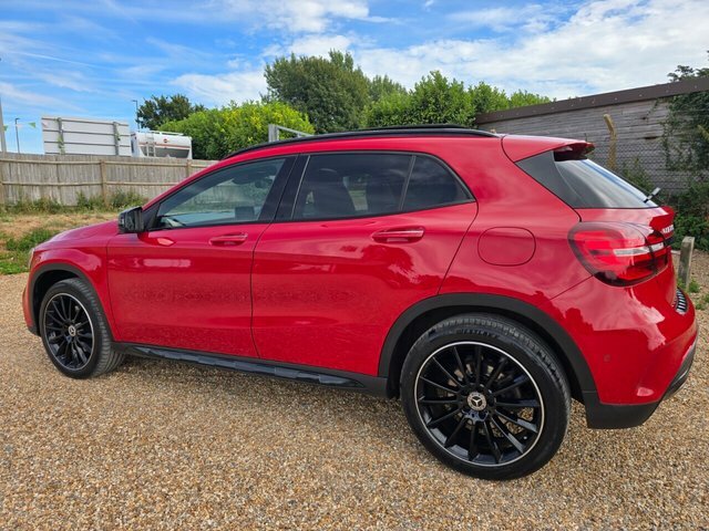 Mercedes-Benz GLA Class 1.6 Gla200 Sport Executive 7G-dct Euro 6 Ss 5 Black #22
