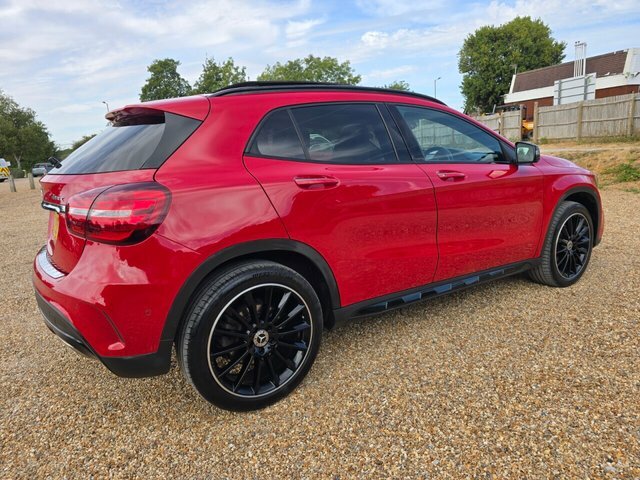 Mercedes-Benz GLA Class 1.6 Gla200 Sport Executive 7G-dct Euro 6 Ss 5 Black #10