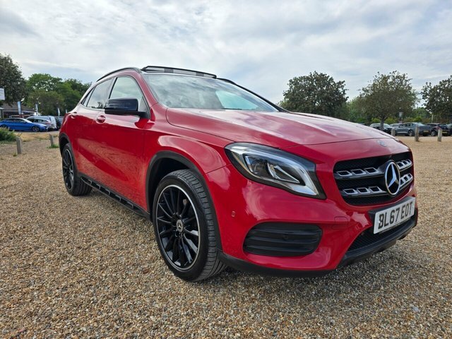 Mercedes-Benz GLA Class Gla250 Amg Line Premium Red #4