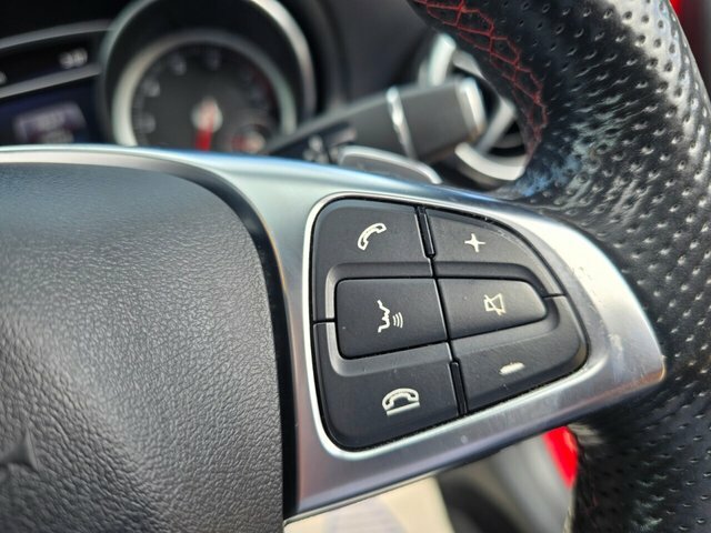 Mercedes-Benz GLA Class 1.6 Gla200 Sport Executive 7G-dct Euro 6 Ss 5 Black #46
