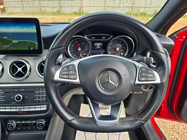 Mercedes-Benz GLA Class 1.6 Gla200 Sport Executive 7G-dct Euro 6 Ss 5 Black #34