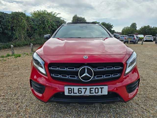Mercedes-Benz GLA Class Gla250 Amg Line Premium Red #2
