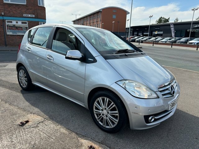 Mercedes-Benz A Class Hatchback 2.0 A160 Cdi Classic Se 201059 Silver #2