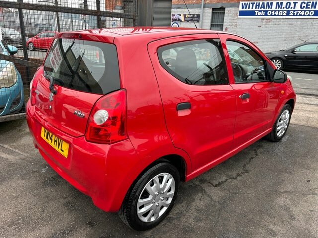 Suzuki Alto Hatchback Red #4