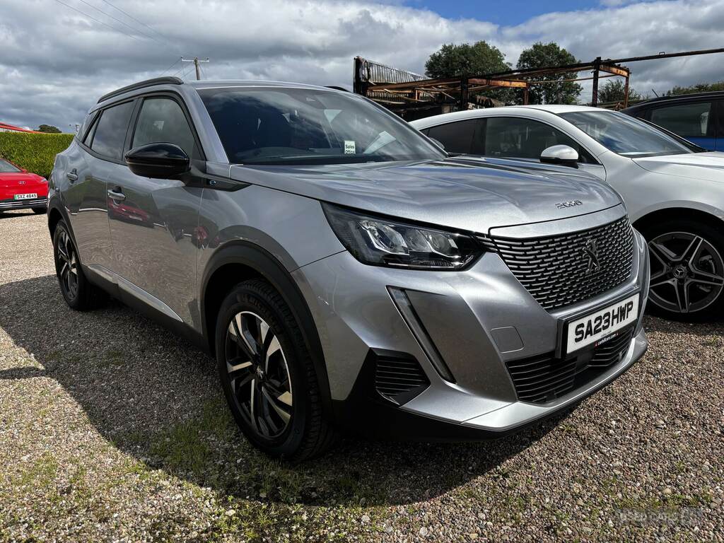 Peugeot e-2008 100Kw Allure Premium 50Kwh Grey