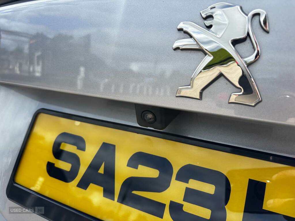 Peugeot e-2008 100Kw Allure Premium 50Kwh Grey #6