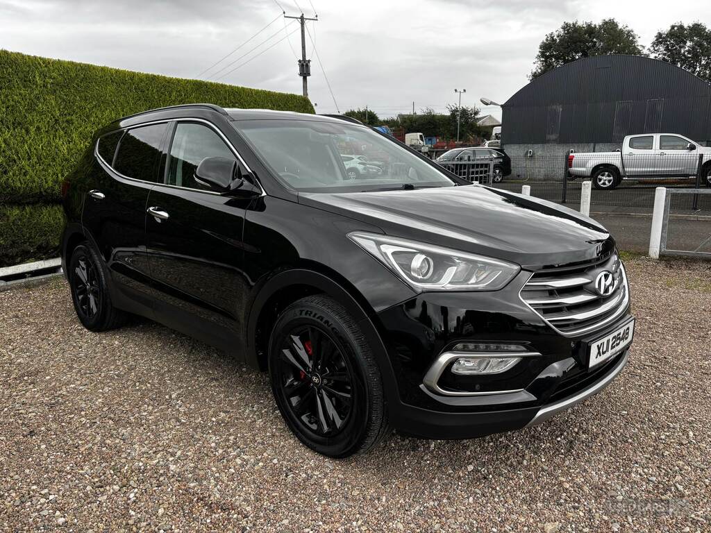 Hyundai Santa Fe 2.2 Crdi Blue Drive Premium 5 Seats Black #4