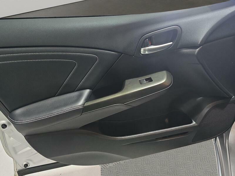 Honda Civic Civic 1.4 I-vtec Se Plus Navi Euro 6 Ss 5Dr15 Silver #24