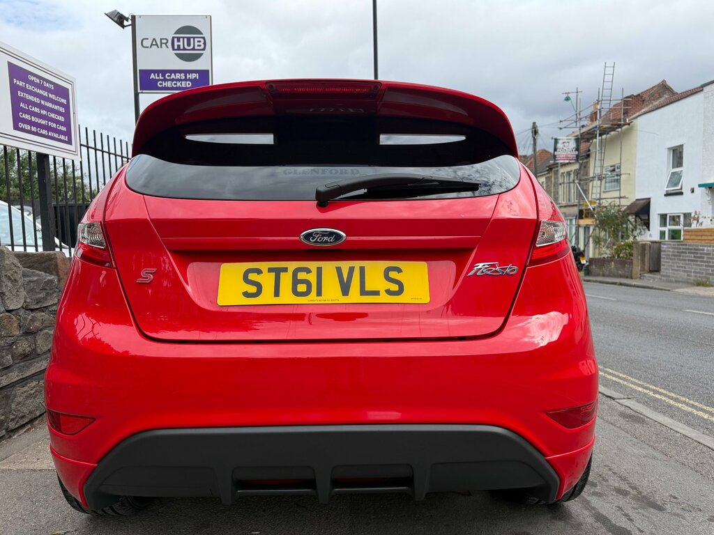 Ford Fiesta 1.6 Zetec S Hatchback 134 Gkm, Red #3