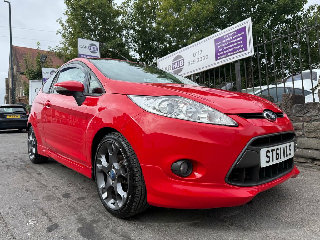 Ford Fiesta 1.6 Zetec S Hatchback 134 Gkm, Red