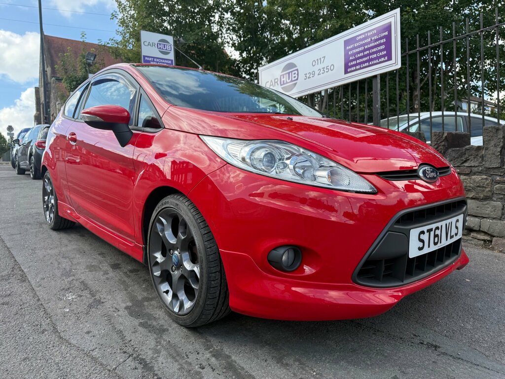 Ford Fiesta 1.6 Zetec S Hatchback 134 Gkm, Red