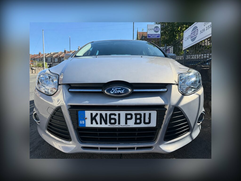 Ford Focus 1.6 Zetec Hatchback Euro 5 125 Silver #3