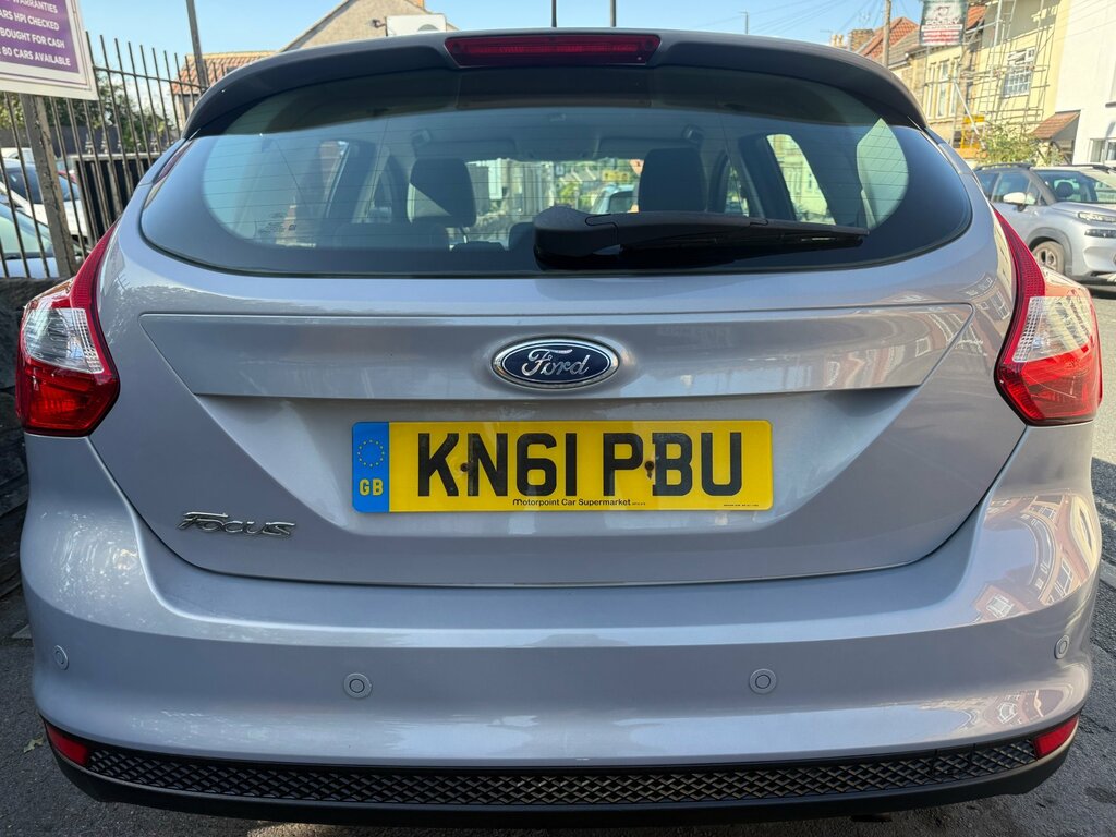 Ford Focus 1.6 Zetec Hatchback Euro 5 125 Silver #6