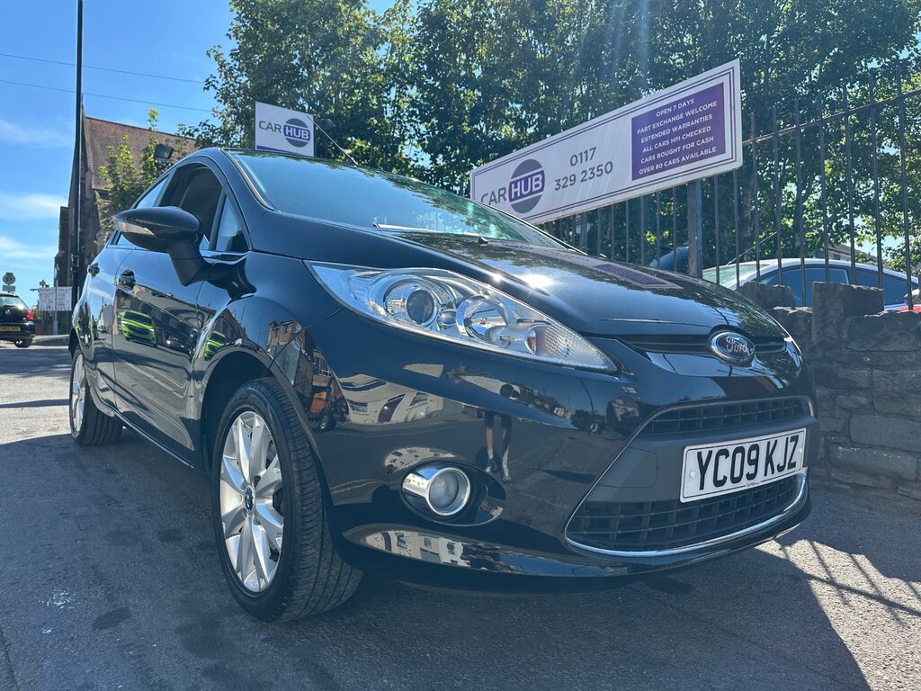 Ford Fiesta 1.25 Zetec Hatchback 133 Gkm, Black