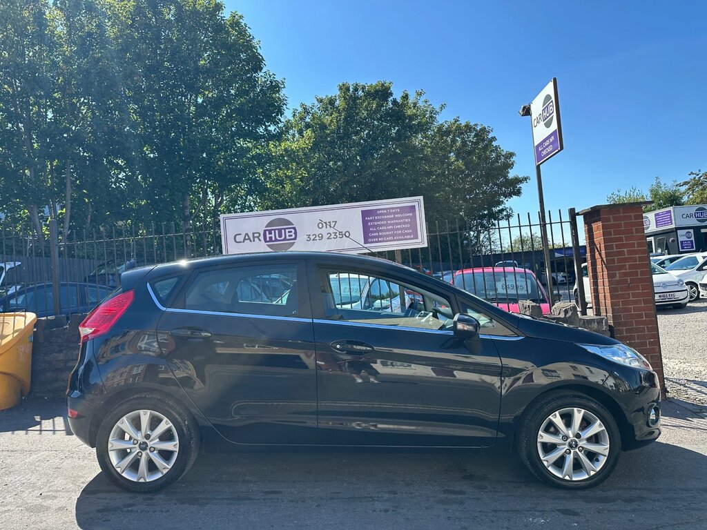 Ford Fiesta 1.25 Zetec Hatchback 133 Gkm, Black #5
