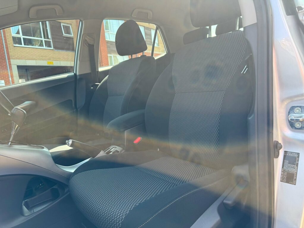 Toyota Auris 1.8 Vvt-h T4 Cvt Euro 5 Ss Silver #17