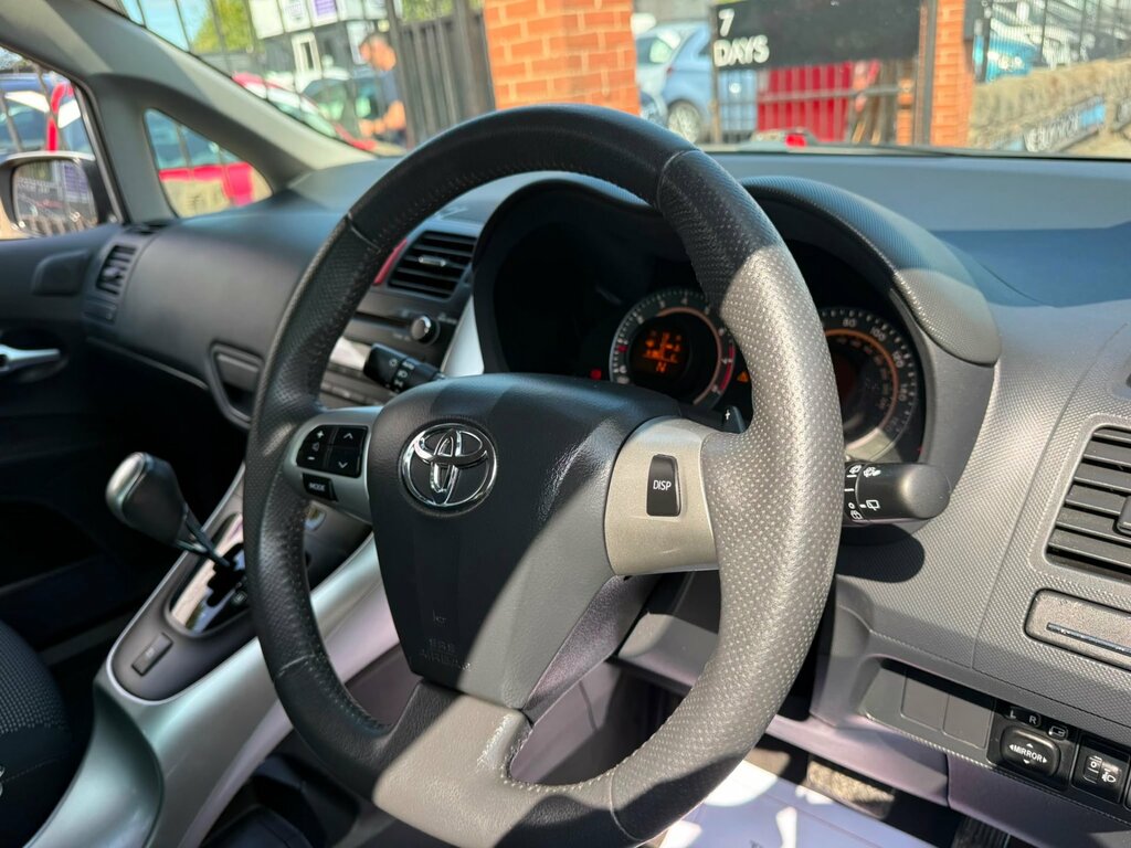 Toyota Auris 1.8 Vvt-h T4 Cvt Euro 5 Ss Silver #22