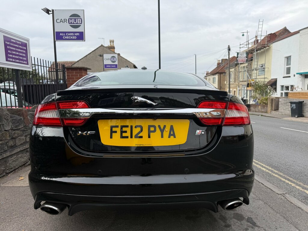 Jaguar XF 3.0D S V6 Portfolio Saloon Euro 5 Black #3