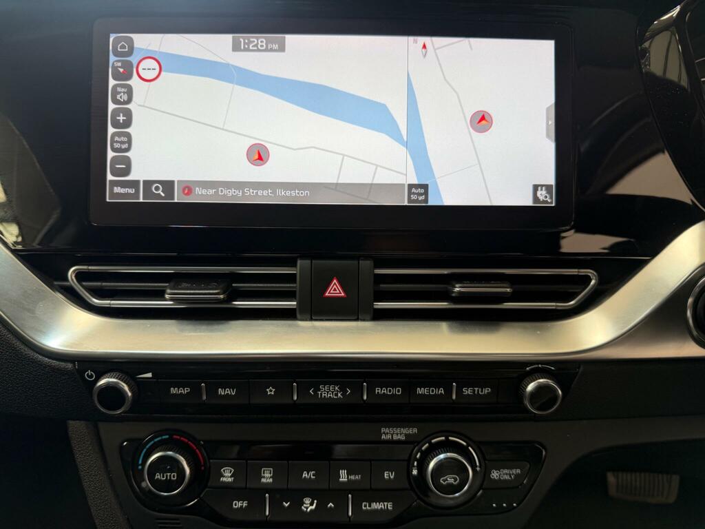 Kia Niro 1.6 Gdi Hybrid 3 Dct - Suv 5 Seats White #21