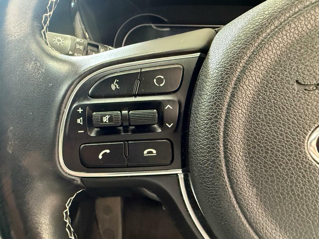 Kia Niro 1.6 Gdi Hybrid 3 Dct - Suv 5 Seats White #26