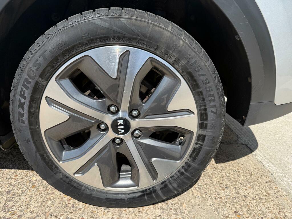 Kia Niro 1.6 Gdi Hybrid 3 Dct - Suv 5 Seats White #41