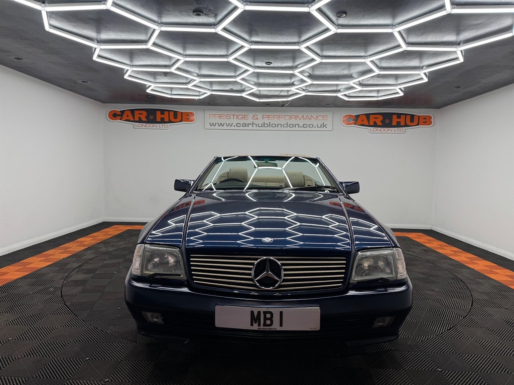 Mercedes-Benz SL Class 5.0 Sl500 Convertible 300 G  #2