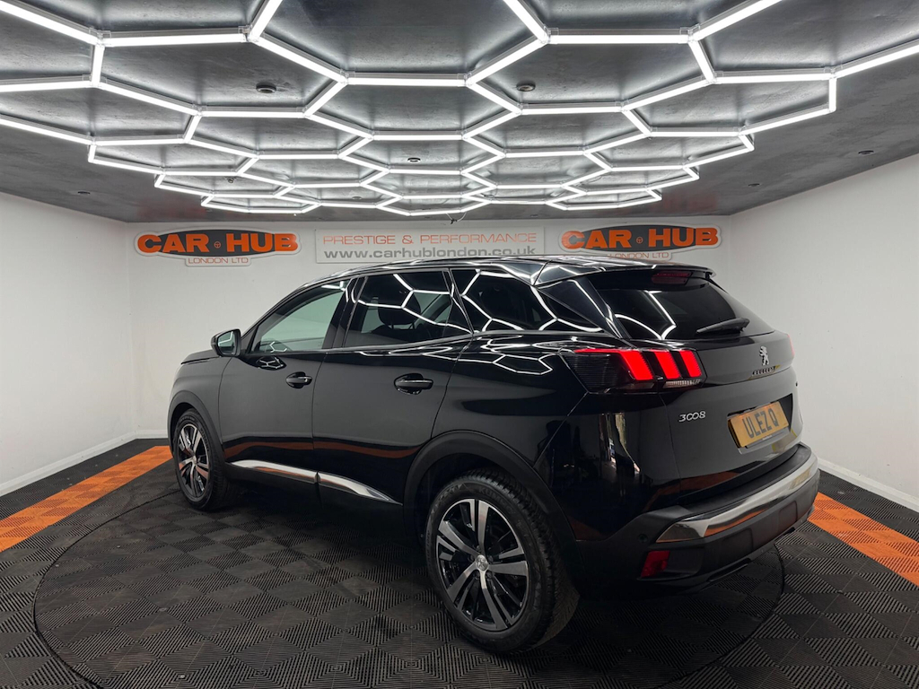 Peugeot 3008 1.2 Puretech Allure Eat Euro 6 Ss Black #3