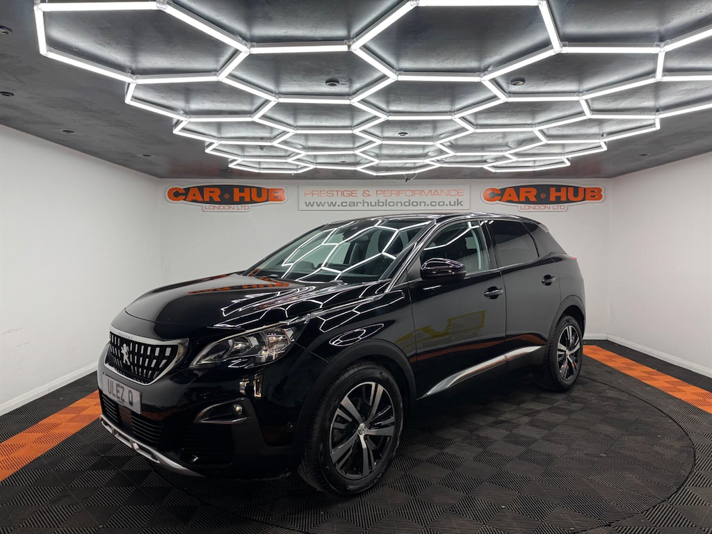 Peugeot 3008 1.2 Puretech Allure Eat Euro 6 Ss Black #4