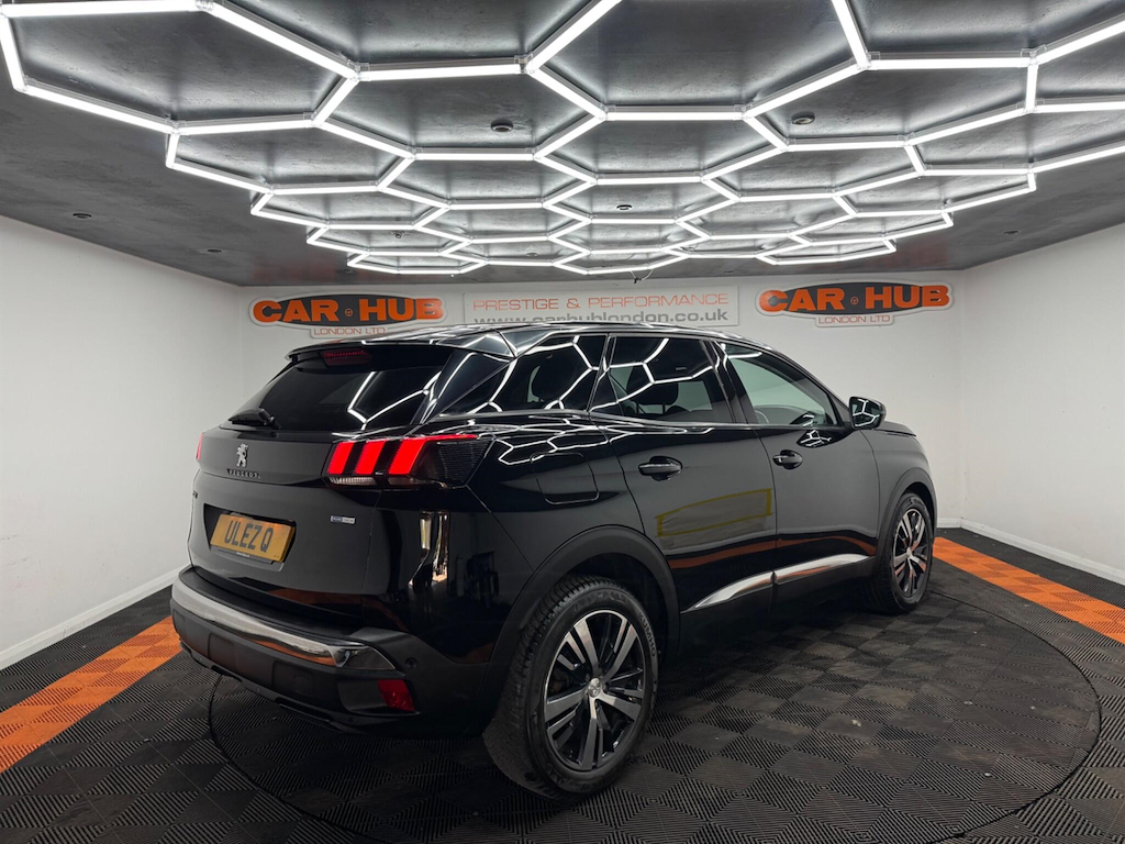 Peugeot 3008 1.2 Puretech Allure Eat Euro 6 Ss Black #5