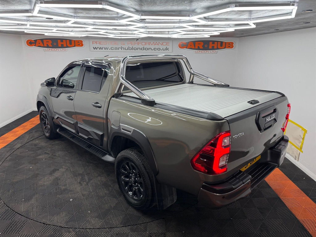 Toyota HILUX 2.4 D-4d Invincible Double Cab Pickup 4Wd Eur White #23