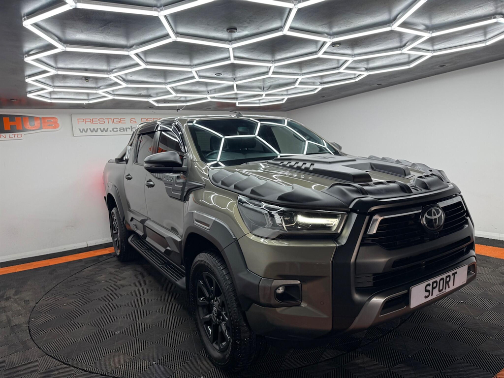 Toyota HILUX 2.4 D-4d Invincible Double Cab Pickup 4Wd Eur White #10