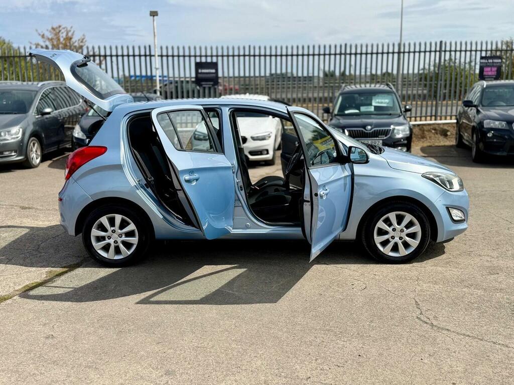 Hyundai I20 2012 Hyundai I20nbsp1.2 Style Euro 5 35Tax Grey #10