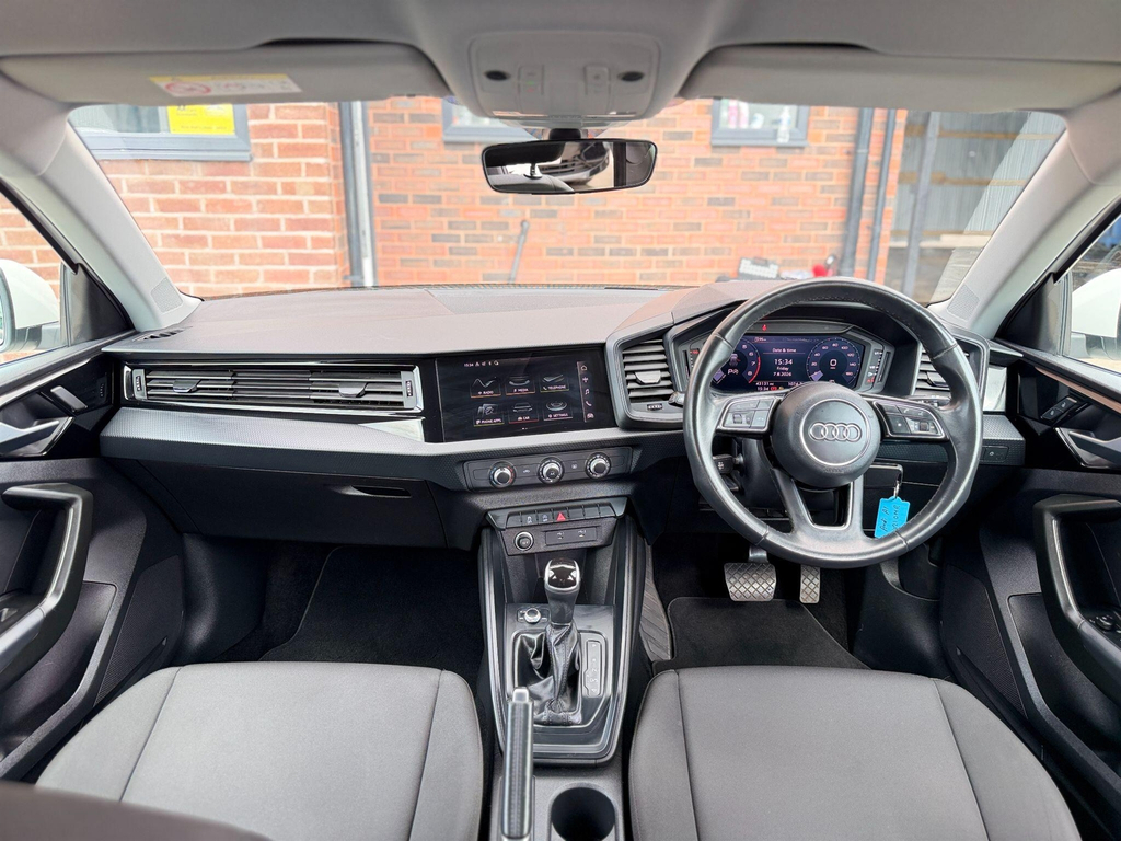 Audi A1 1.0 Tfsi 25 Sport Sportback Euro 6 Ss White #35