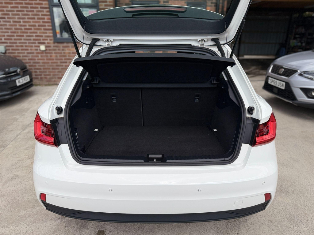 Audi A1 1.0 Tfsi 25 Sport Sportback Euro 6 Ss White #37