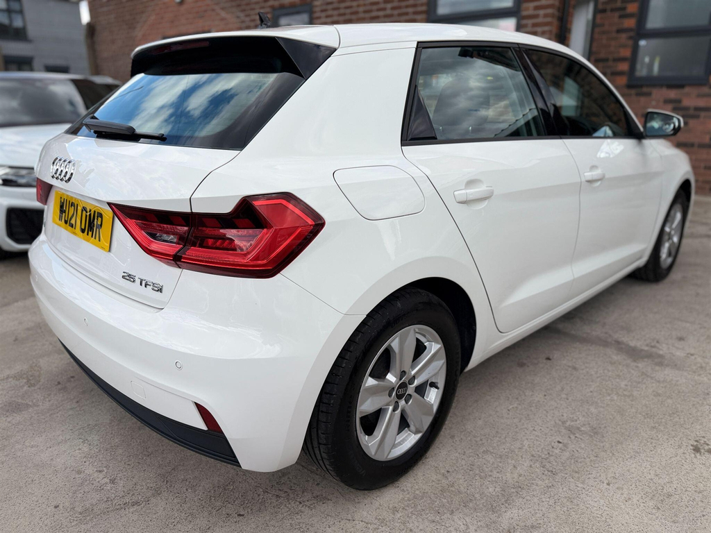 Audi A1 1.0 Tfsi 25 Sport Sportback Euro 6 Ss White #9
